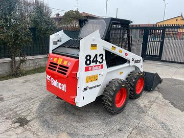 P114 Mini pala Bobcat 843