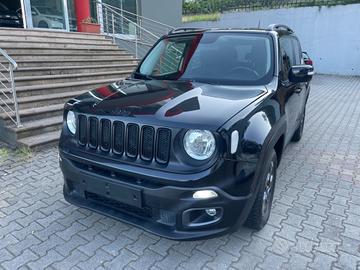 Jeep Renegade 1.6 Mjt 120 CV Limited total black