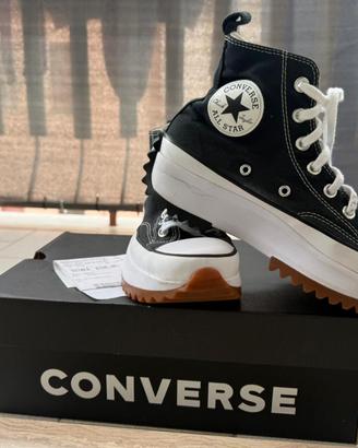 Converse Run Star Hike