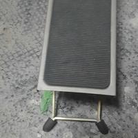 Appoggiapiede per chitarra