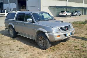 mitsubishi L200