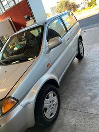 HONDA HR-V RICAMBI USATI GARANTITI