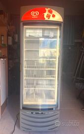 Frigorifero vetrina verticale Algida