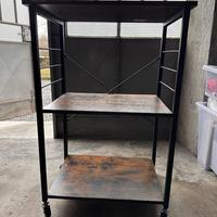 Mobiletto con ruote