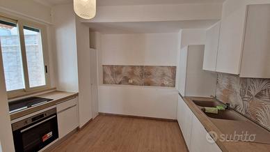 2 VANI RISTRUTTURATO CON TERRAZZO 220 mq