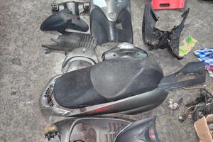 carene e ricambi sh 300