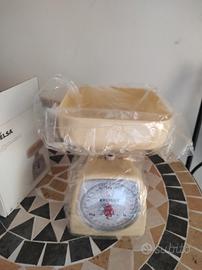 bilancia man.bollitore 2 l