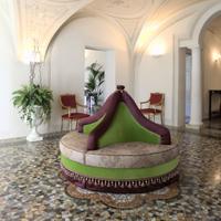 Divano tondo centrostanza