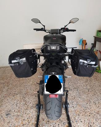 Borse laterali givi yamaha mt09 2017-2020