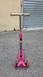 monopttino scooter  rosa