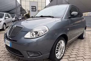 Lancia Ypsilon 3 Porte Ypsilon 1.2 8v Diva 69cv DI