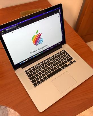 MacBook Pro 15" Retina (2015) - Intel i7 - 16GB