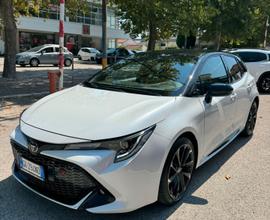 Toyota Corolla GR SPORT 1.8 Hybrid Bi-Tone