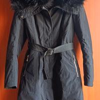 PIUMINO GUESS DONNA IMBOTTITO LUNGO CON CAPPUCCIO