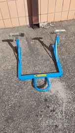 Supporto/cavalletto moto forcellone posteriore 