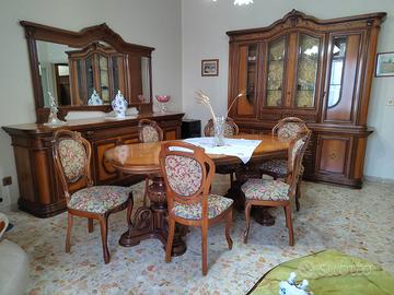 Stanza da pranzo stile barocco