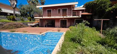 Aci Bonaccorsi bella villa singola con piscina