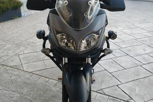 MOTO SUZUKI V STROM