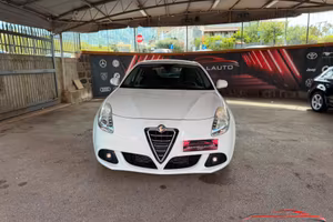 Alfa Romeo Giulietta 1.6 Distinctive 105cv