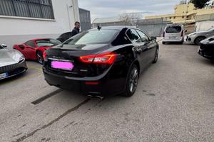 Maserati ghibli 250cv