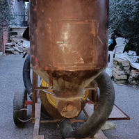 Macchina raccolta nocciole