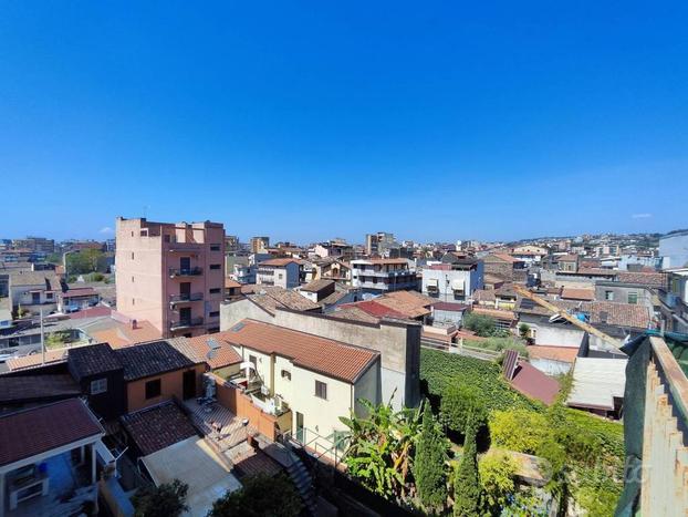 Appartamento 4 vani Catania zona Ognina