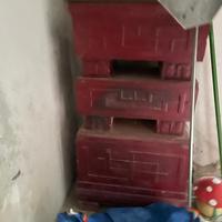 Stufa in ghisa antica, a legna