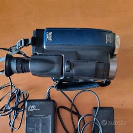 Videocamera JVC GR-AX400EG VHS-C Vintage con Borsa
