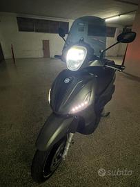 Piaggio Beverly 300
