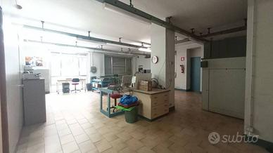 Immobile di 271 m² a Bergamo