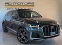 audi-sq7-iva-esposta-gancio-traino-7-posti