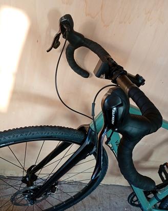 Van Rysel GRVL AF gravel M quasi nuova + borse