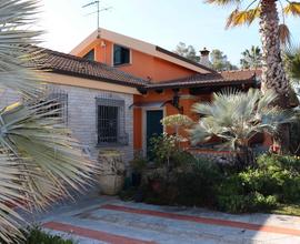 Splendida Villa con ampio Terreno