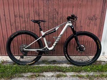 Canyon Lux