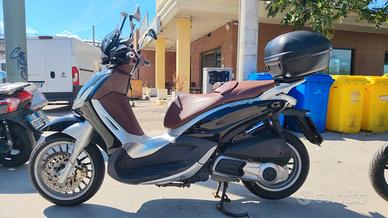 Piaggio Beverly 300 i.e.
