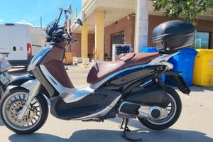 Piaggio Beverly 300 i.e.