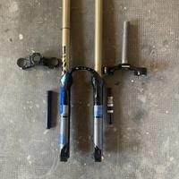 Forcella Rock Shox Boxxer RC 200 mm escursione