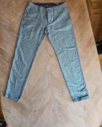 2 pantaloni a quadri