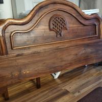 Testata per letto matrimoniale