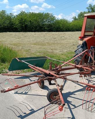 Andanatore Fieno Trattore 