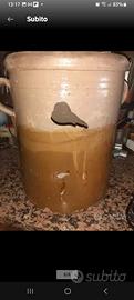 antico  vaso x conservare alimenti 