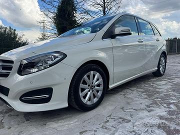 Mercedes-benz B 180 d Automatic Premium neopatenta