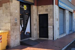 Locale in via delle acque (RI)