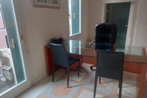 Stanza uso ufficio/studio