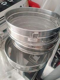 2 setacci per farina 