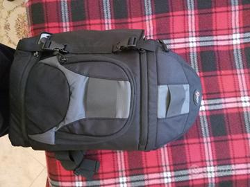 Zaino monospalla fotografico LOWEPRO