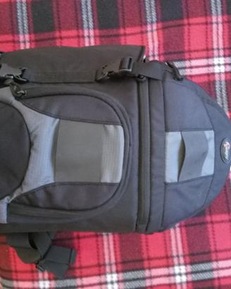 Zaino monospalla fotografico LOWEPRO
