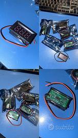 VOLTOMETRO A INCASSO QUADRATO PER TENSIONE AUTO 12