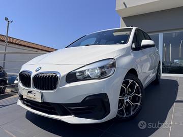 Bmw 2er Active Tourer 220d Luxury aut.