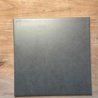 Piastrelle antracite-grigio scuro 33x33x0,8
